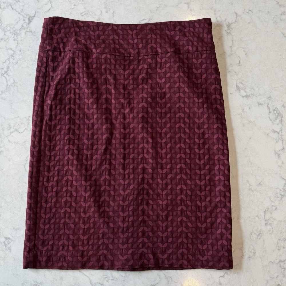 Margaret M Knee Length Pencil Skrit M Burgundy